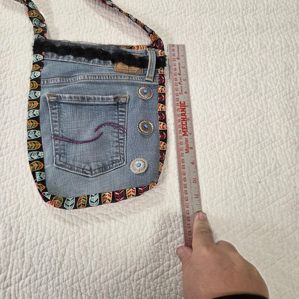 Levi Strauss Upcycled Denim Boho Crossbody Bag Conchos Feather Trim‎ Blue